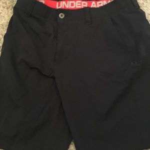Black under armour hybrid shorts